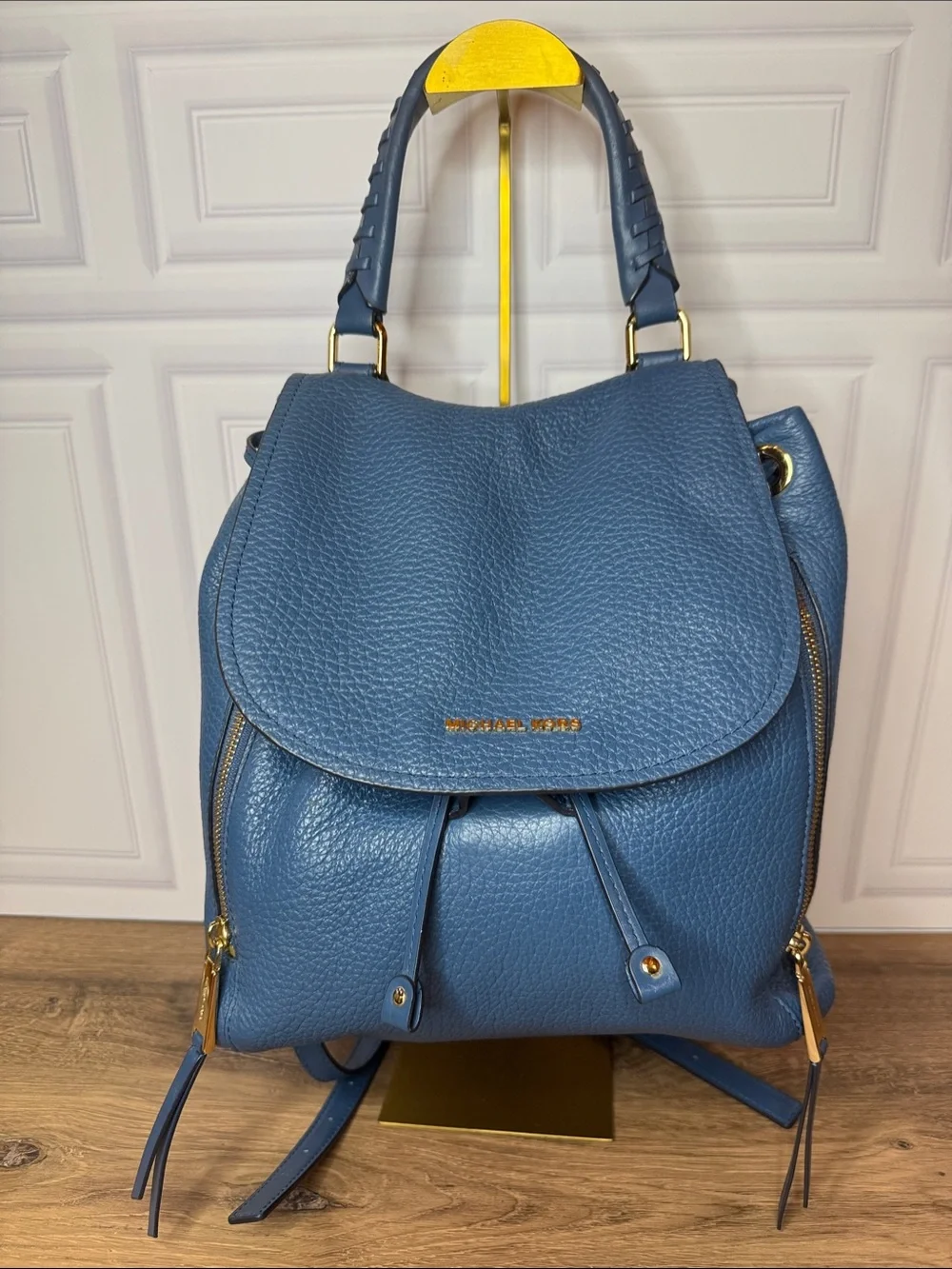 Michael Kors Leather Backpack Blue Pebbled Leather Gold Hardware Drawstring EUC